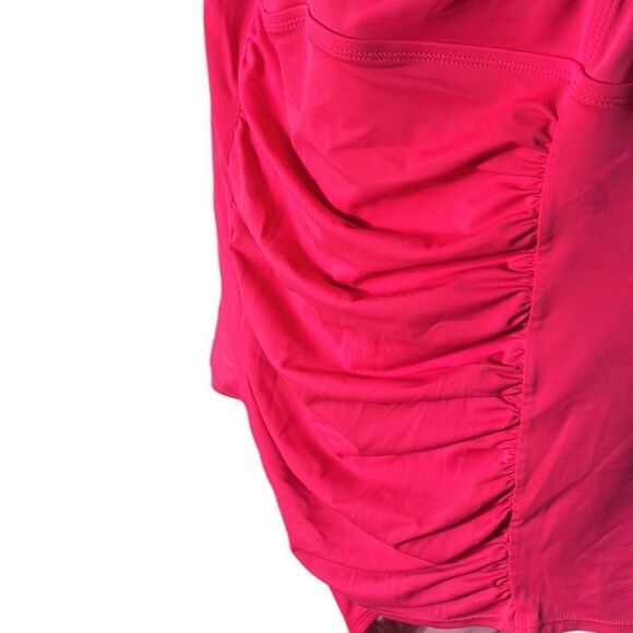 Torrid one piece bathing suit hot pink ruched built in bra 4x cut out back - Picture 4 of 9